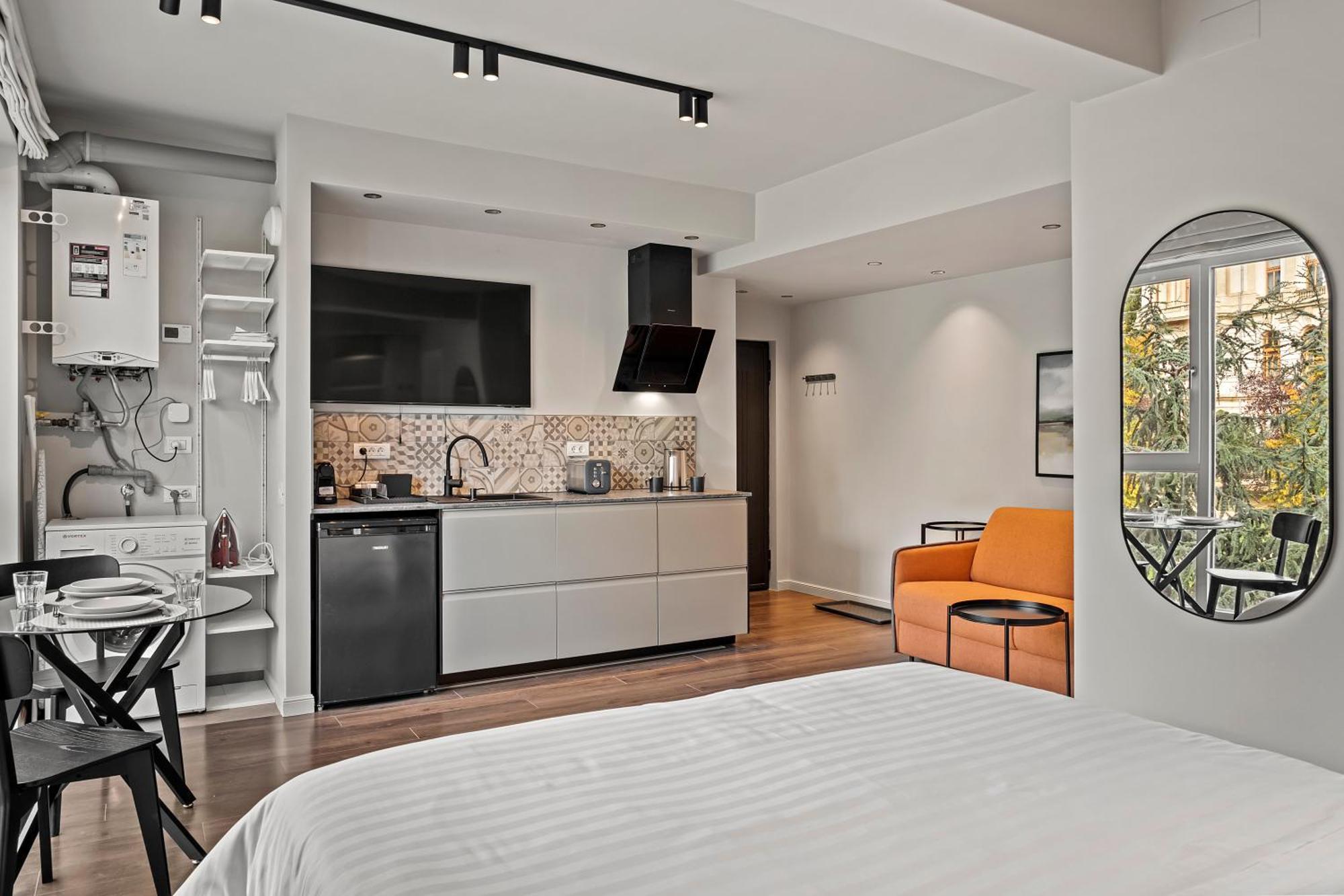 Ultra Central Apartments - Unirii & Old Town Бухарест Екстер'єр фото